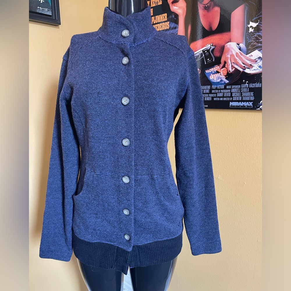 Women’s Mountain Hard Wear Sweater ( Medium ) - Picture 5 of 5